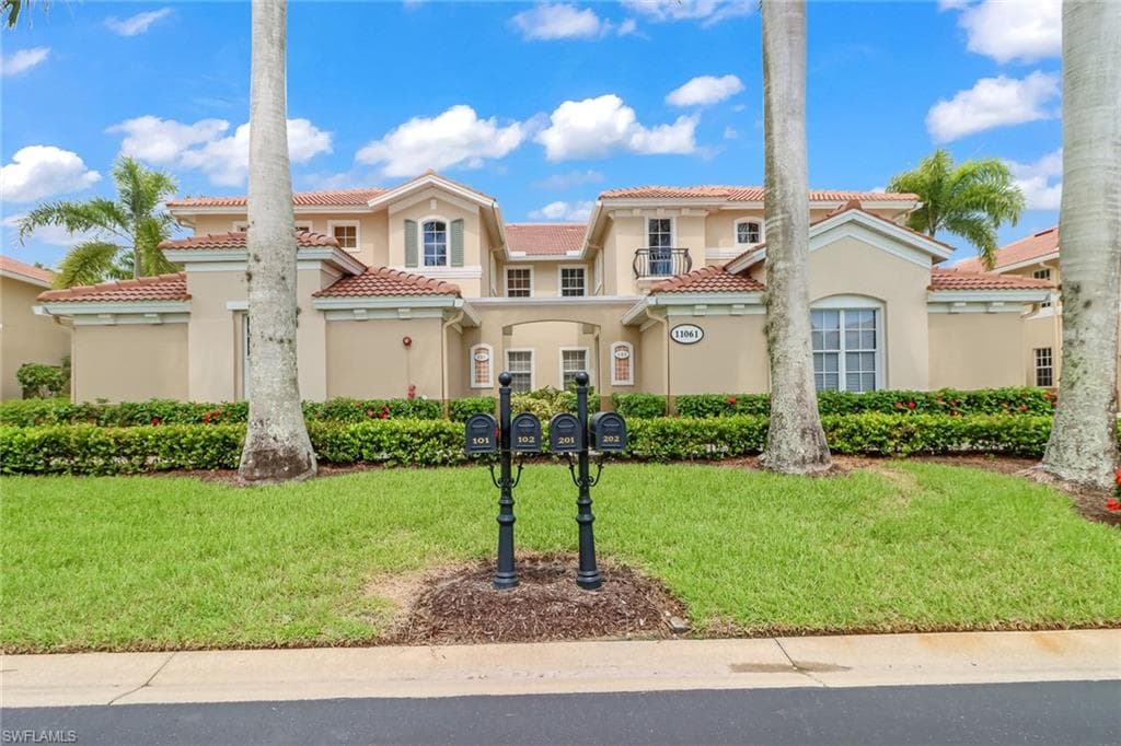 11061 Harbour Yacht CT 4 FORT MYERS, FL 33908