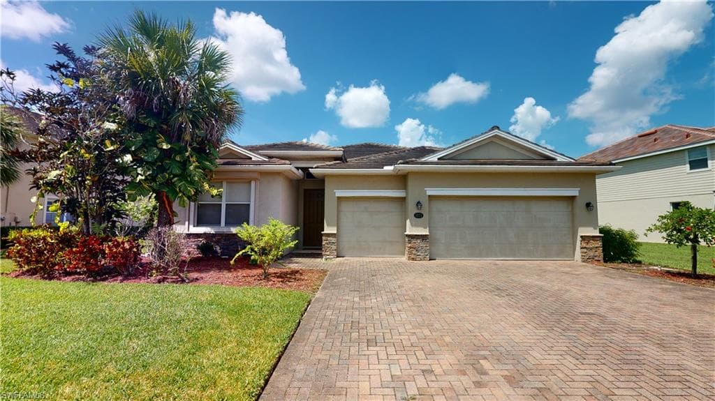 3271 Hampton BLVD ALVA, FL 33920