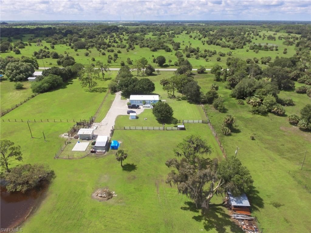 8722 County Road 78 LABELLE, FL 33935