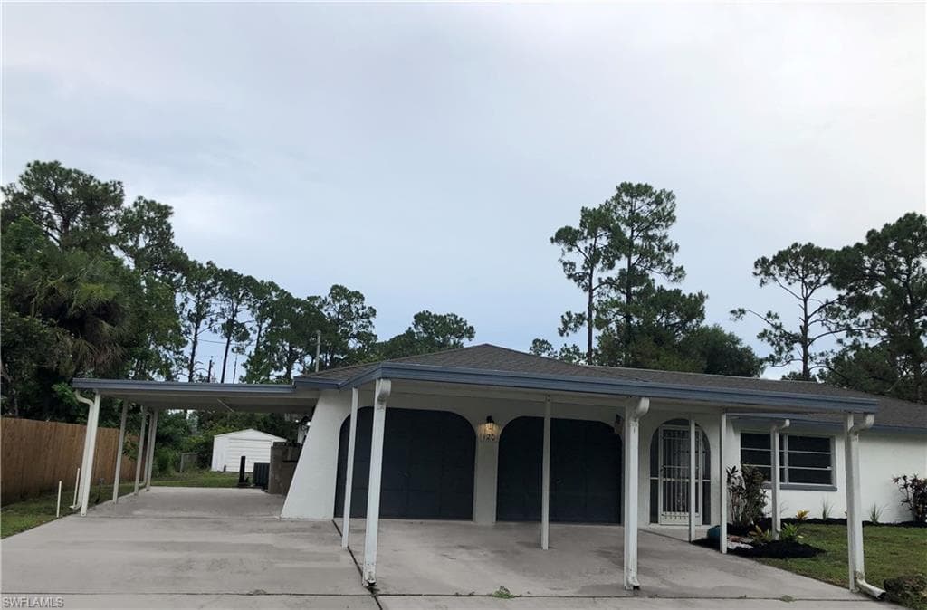 120 Jefferson AVE LEHIGH ACRES, FL 33936