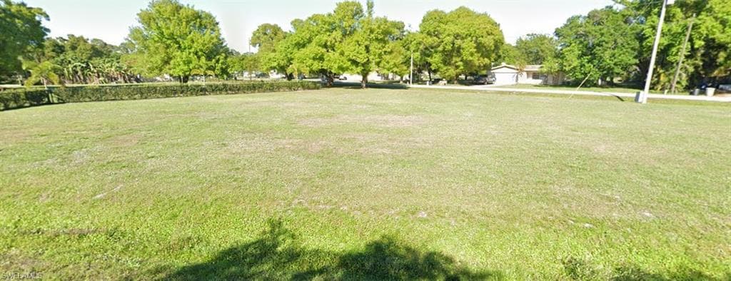 1250 Driftwood DR NORTH FORT MYERS, FL 33903