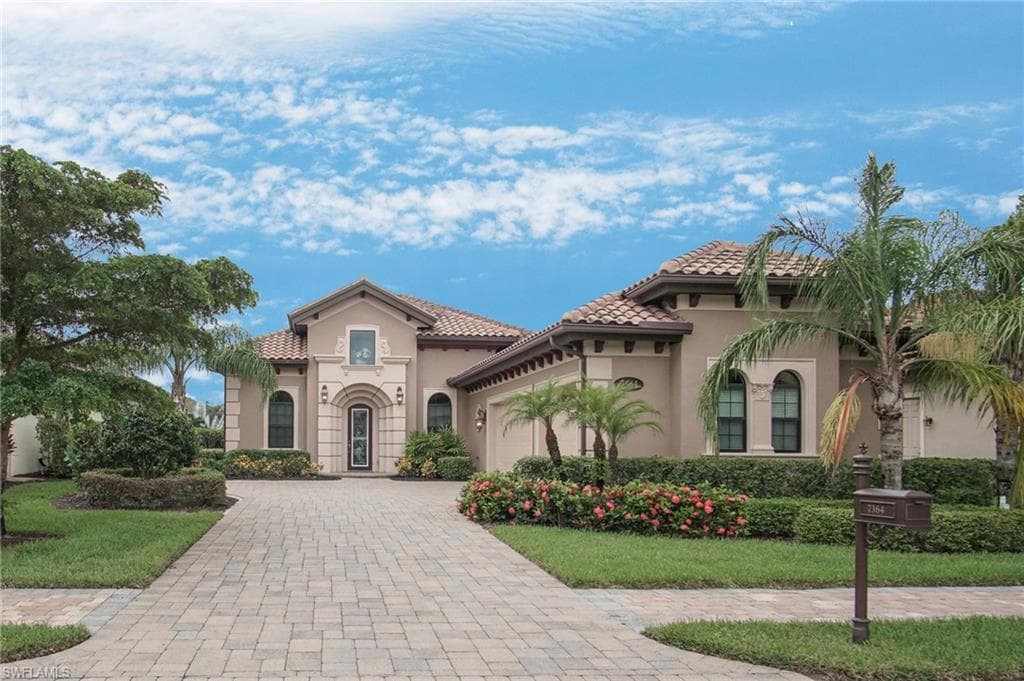 7364 Lantana WAY NAPLES, FL 34119