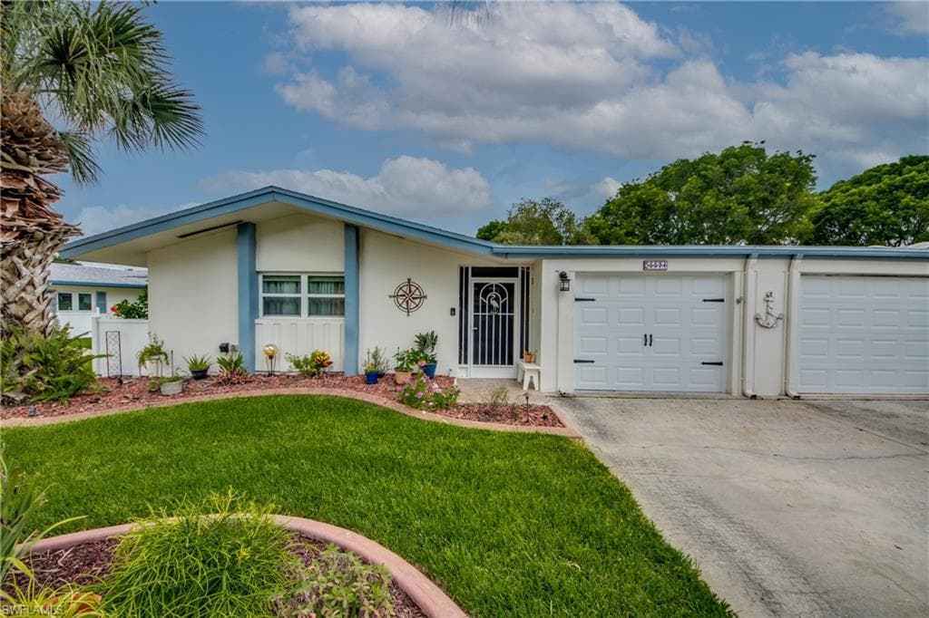 5574 Hamlet LN FORT MYERS, FL 33919