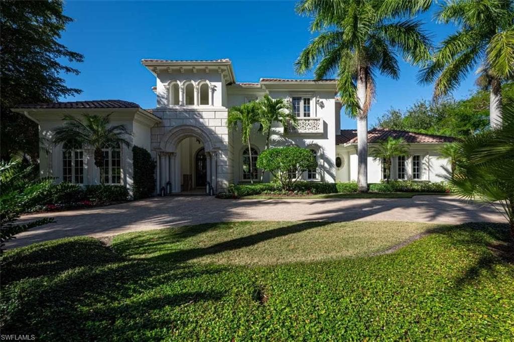 6369 Highcroft DR NAPLES, FL 34119