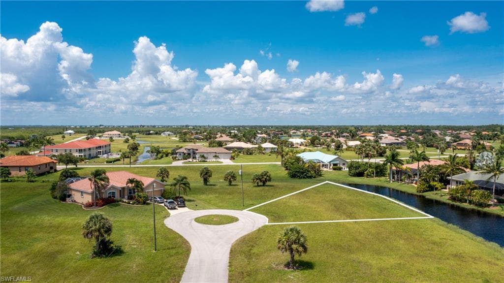 17270 Comingo LN PUNTA GORDA, FL 33955