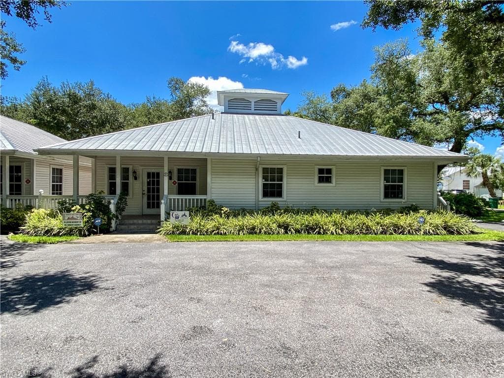 50 Belmont ST A LABELLE, FL 33935