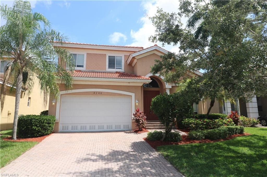 8366 Sumner AVE FORT MYERS, FL 33908
