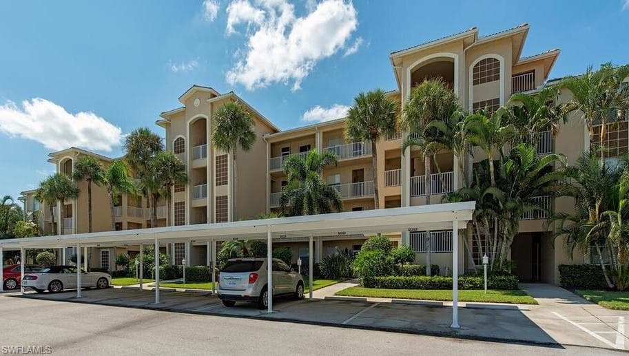 8610 Cedar Hammock CIR 1244 NAPLES, FL 34112
