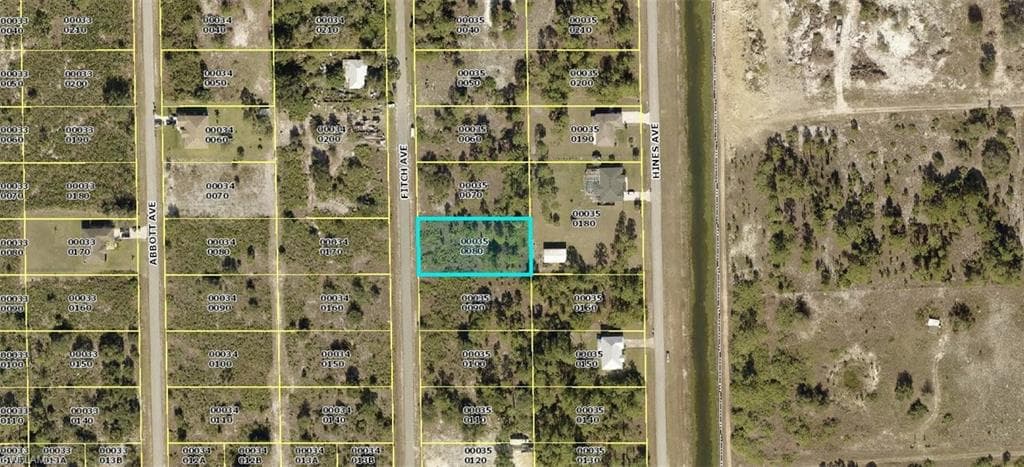 608 Fitch AVE LEHIGH ACRES, FL 33972