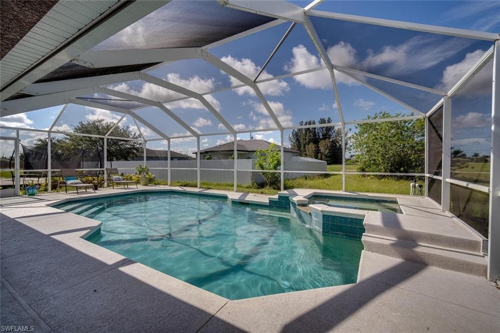 2808 NW 6th ST CAPE CORAL, FL 33993