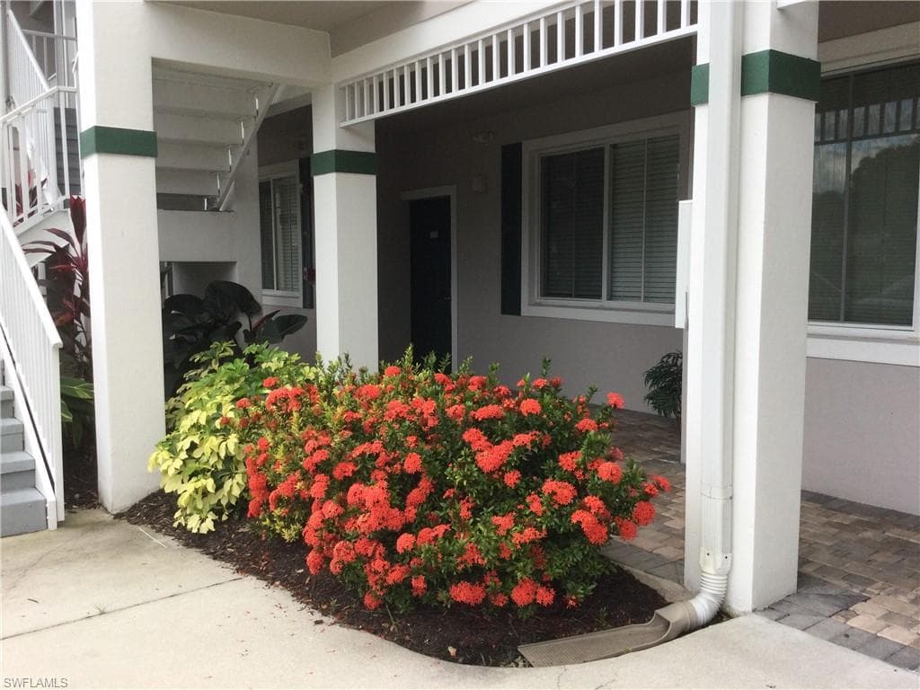 7915 Mahogany Run LN 1112 NAPLES, FL 34113