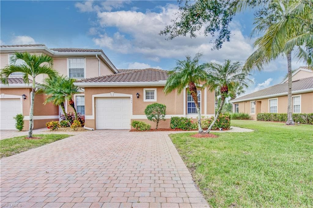 14095 Winchester CT 604 NAPLES, FL 34114