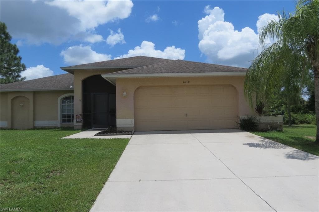 1610 Truman AVE LEHIGH ACRES, FL 33972