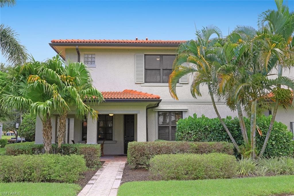 1387 Santiago CIR 803 NAPLES, FL 34113