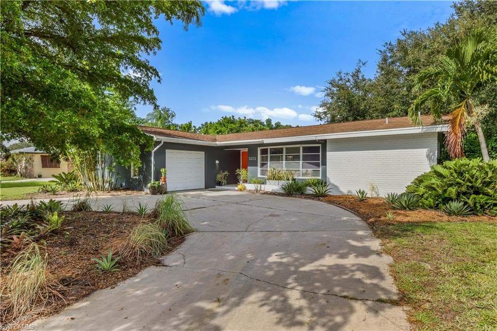 5202 Kenilworth DR FORT MYERS, FL 33919