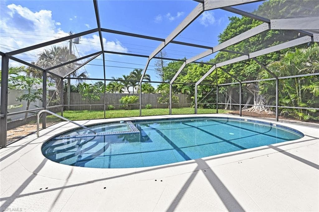 758 103rd AVE N NAPLES, FL 34108