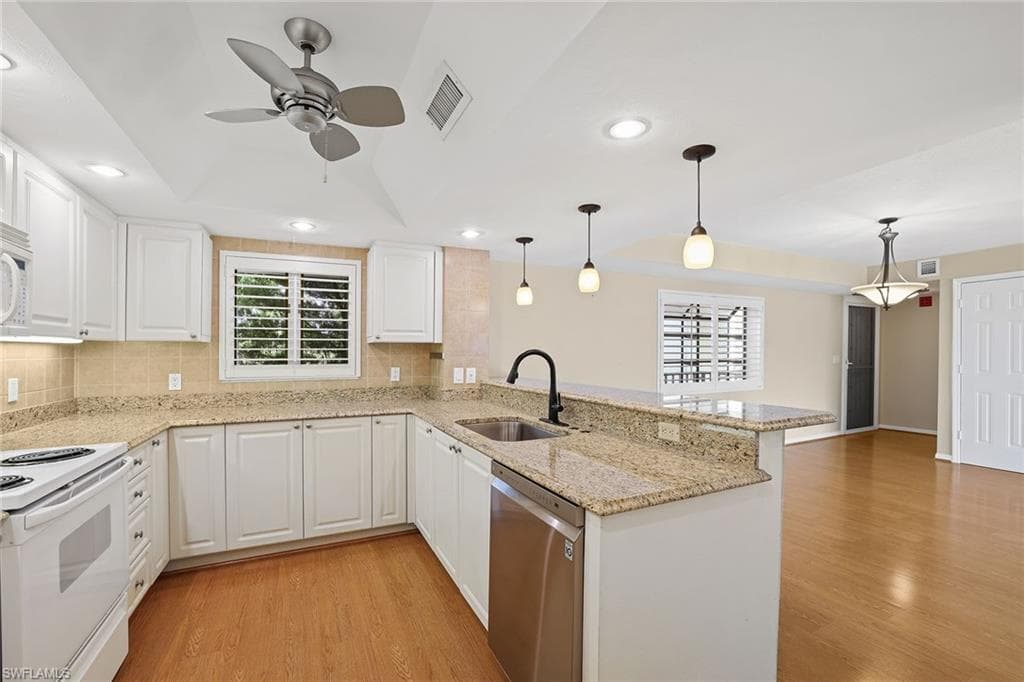 1558 Oyster Catcher PT B NAPLES, FL 34105