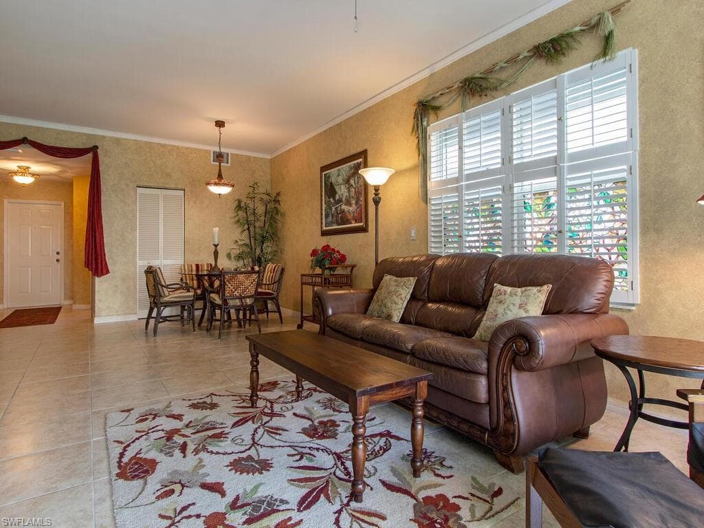 519 Roma CT 3101 NAPLES, FL 34110