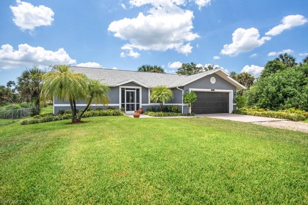 1081 9th ST SW NAPLES, FL 34117