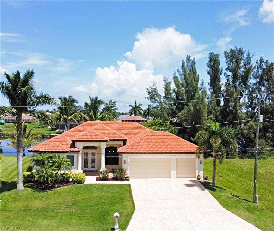 2727 SW 30th TER CAPE CORAL, FL 33914
