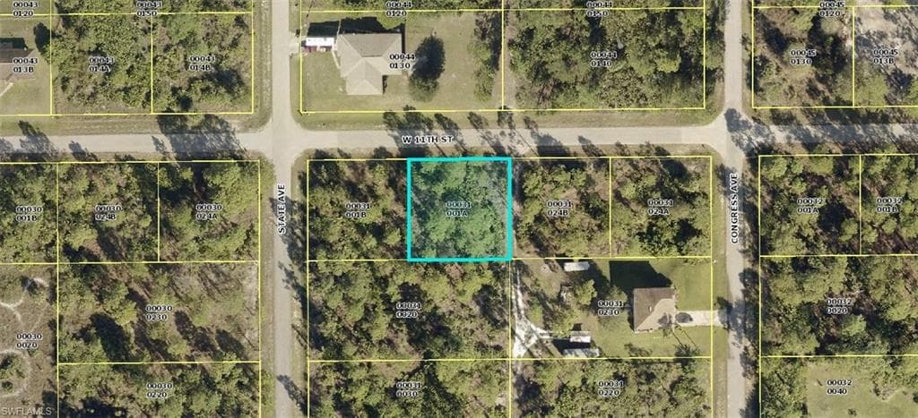 1505 W 11th ST LEHIGH ACRES, FL 33972