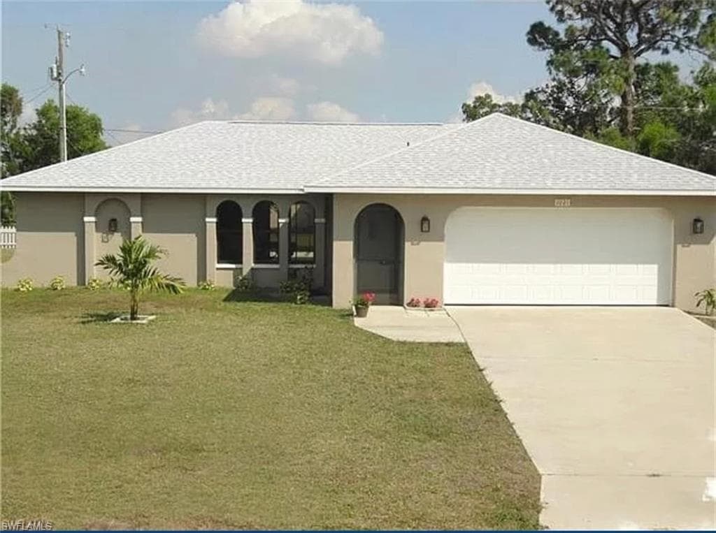 1021 NE 6th AVE CAPE CORAL, FL 33909