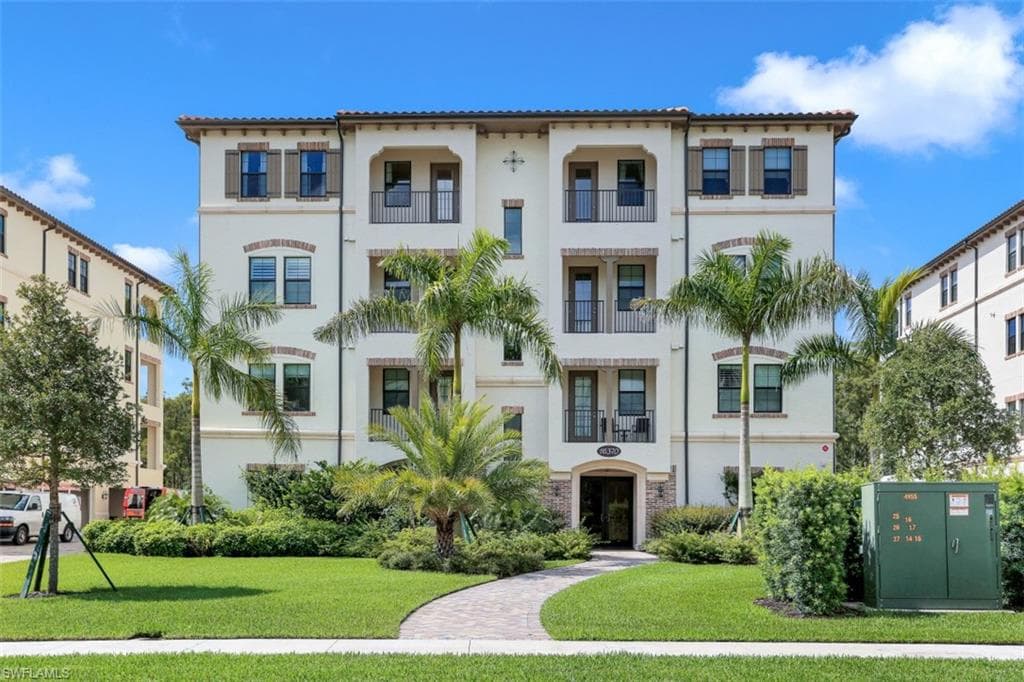 16370 Viansa WAY 6-301 NAPLES, FL 34110