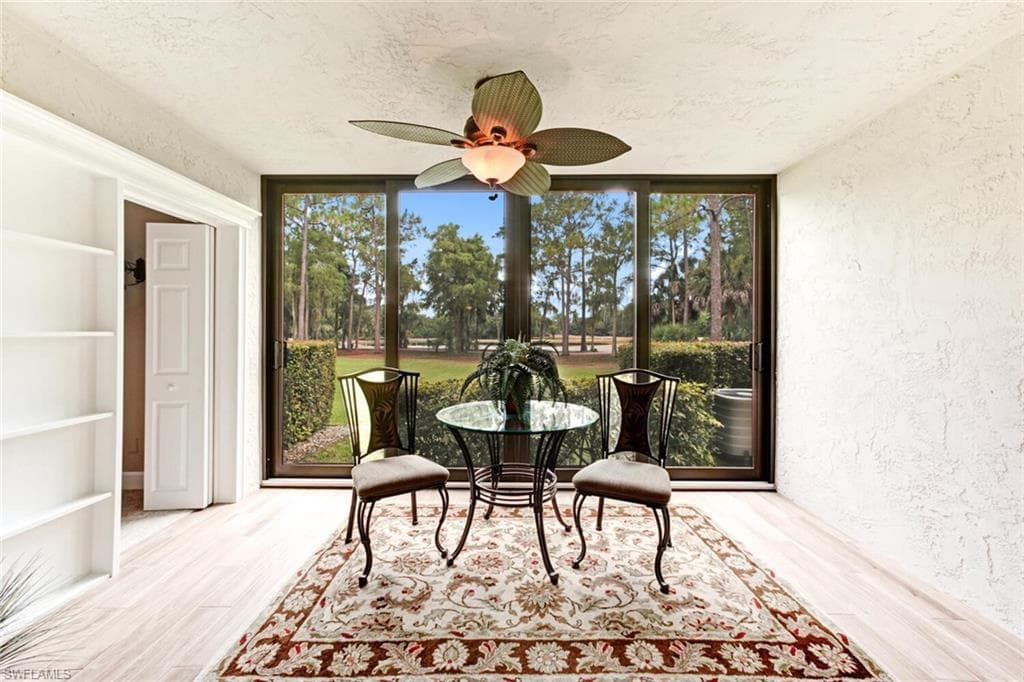 228 Fox Glen DR 3102 NAPLES, FL 34104