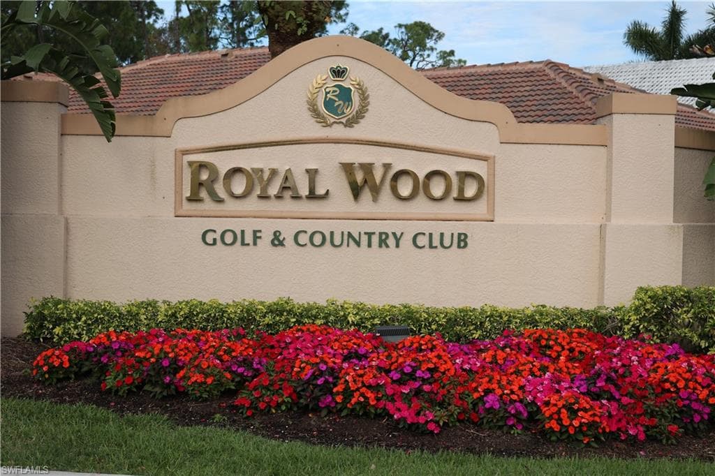 3705 Amberly CIR F104 NAPLES, FL 34112