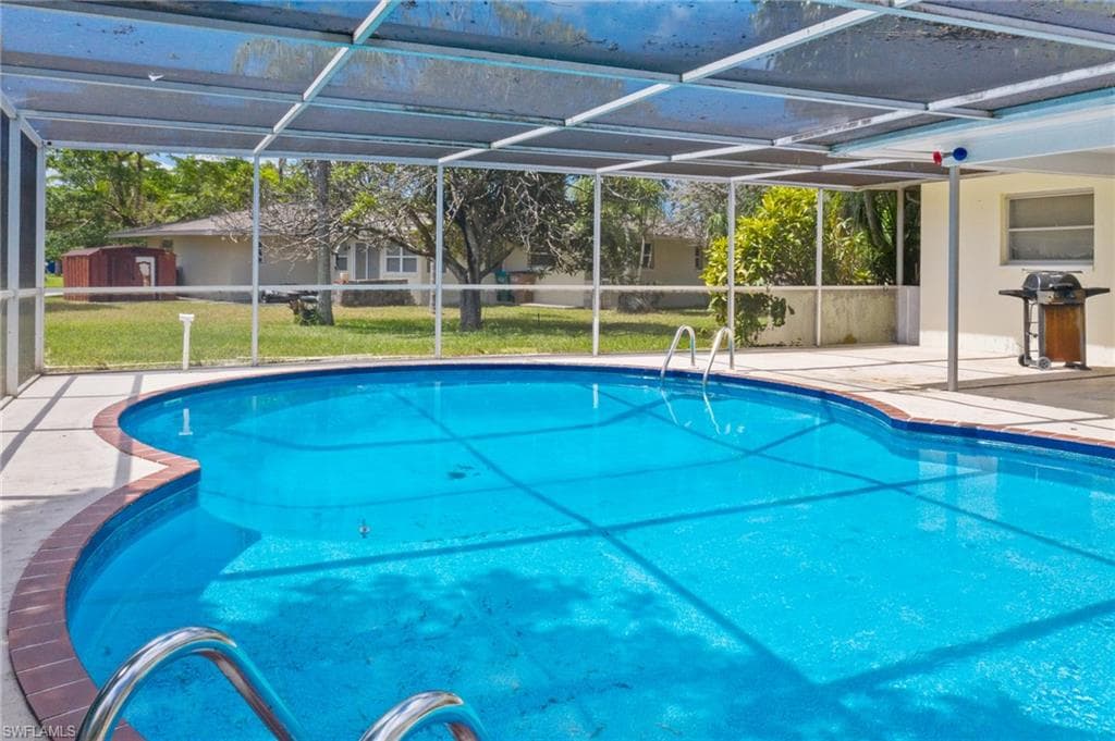 4445 SE 8th PL CAPE CORAL, FL 33904