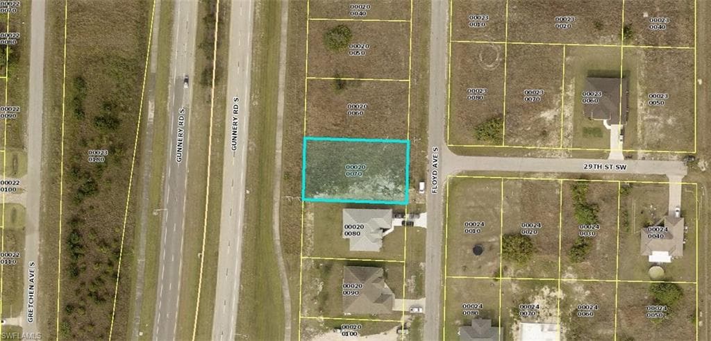 2712 Floyd AVE S LEHIGH ACRES, FL 33976