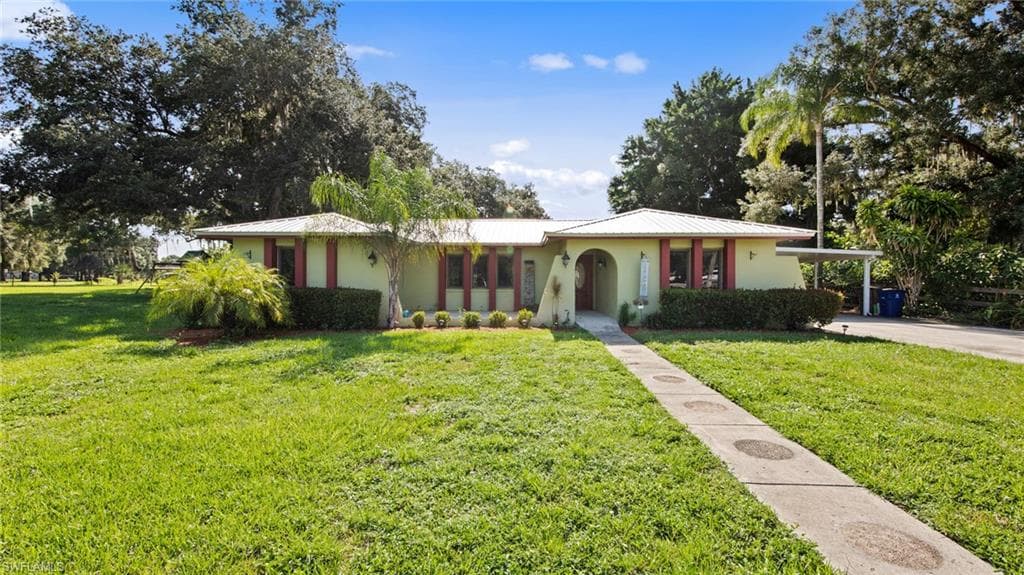 2232 RANDOLPH DR FORT MYERS, FL 33905