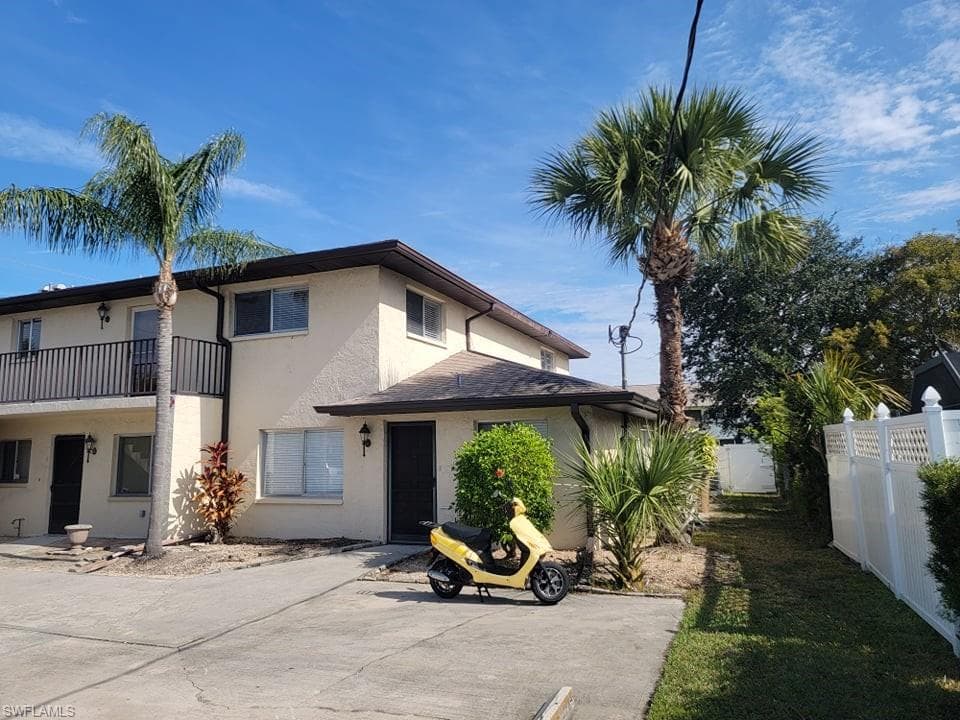 4803 Triton CT W 6 CAPE CORAL, FL 33904