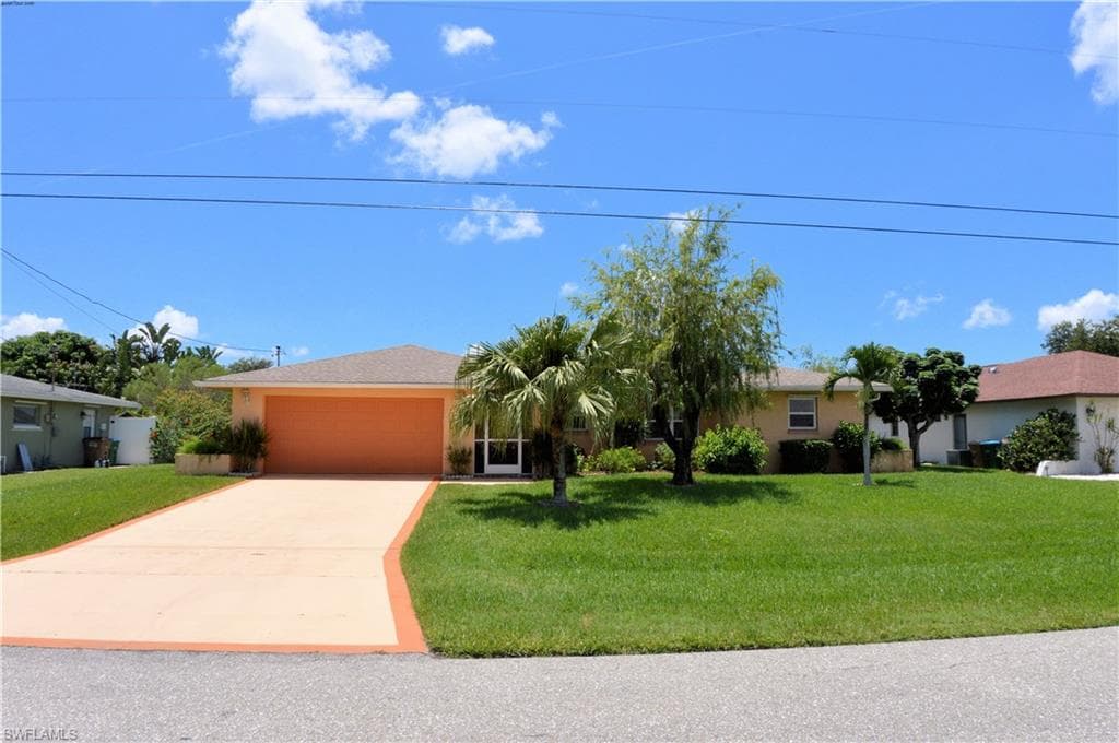 1130 SE 16th TER CAPE CORAL, FL 33990