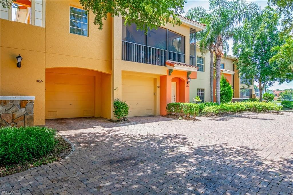 8625 Via Rapallo DR 106 ESTERO, FL 33928