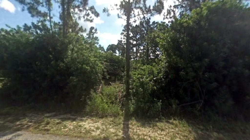 410 5th AVE LEHIGH ACRES, FL 33972