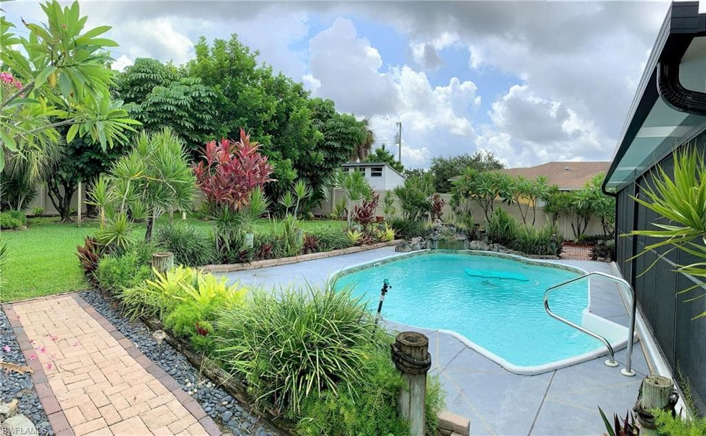 2260 54th ST SW NAPLES, FL 34116