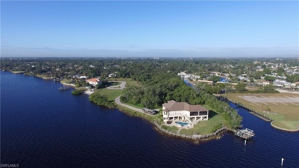 1721 Seafan CIR NORTH FORT MYERS, FL 33903