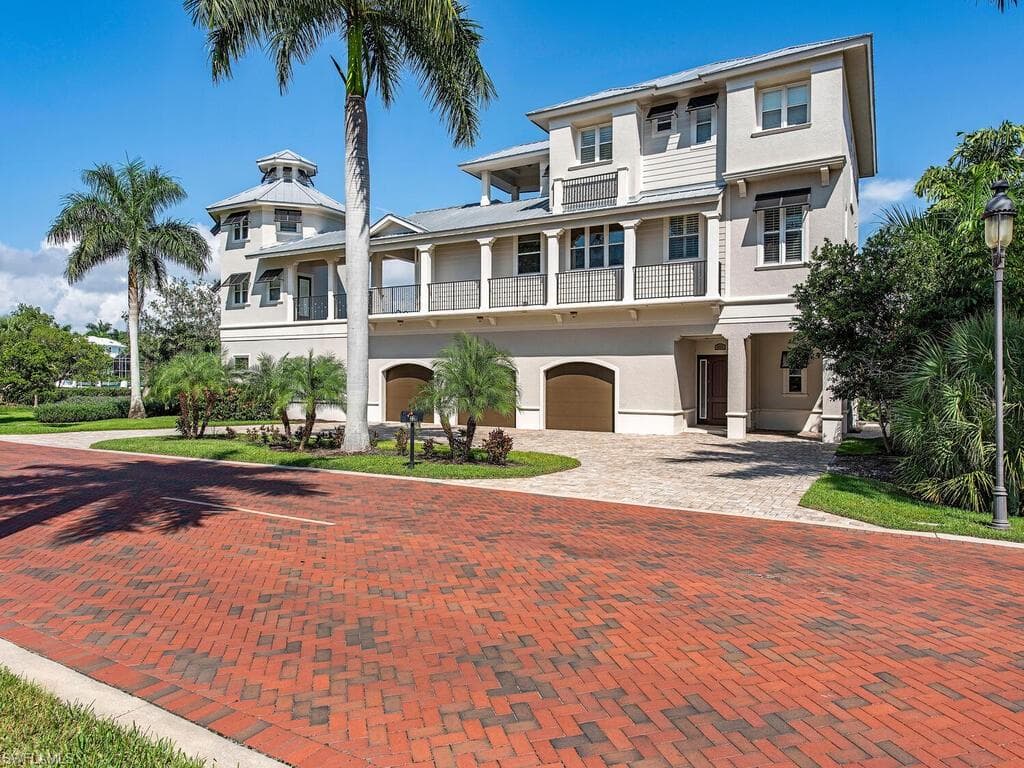 220 Barefoot Beach BLVD BONITA SPRINGS, FL 34134