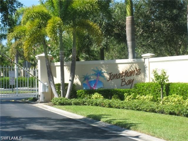 6051 Jonathans Bay CIR 602 FORT MYERS, FL 33908