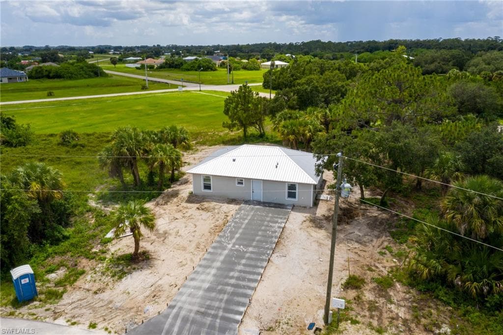 2067 S Montana CIR LABELLE, FL 33935