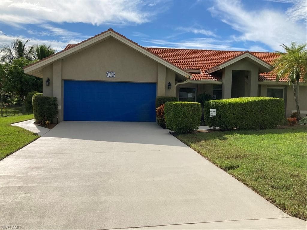 250 Pinehurst CIR NAPLES, FL 34113