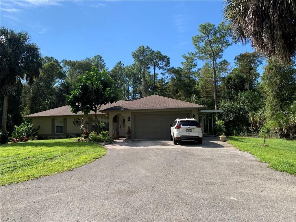 390 20th AVE NW NAPLES, FL 34120