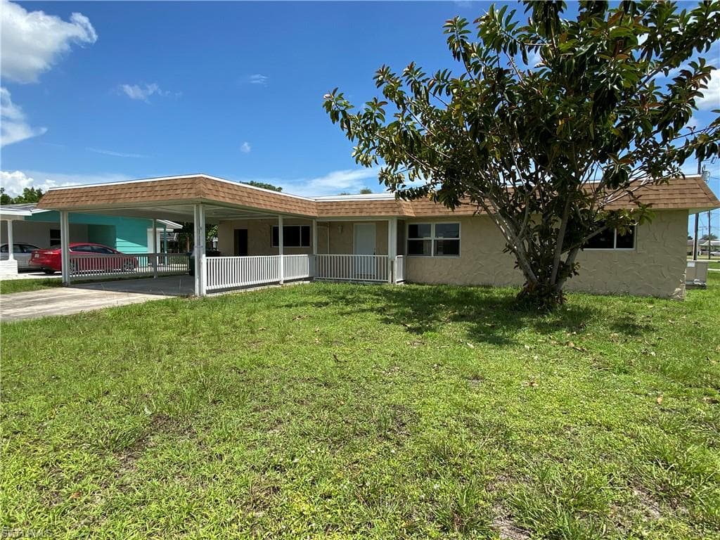1428 NE 5th TER CAPE CORAL, FL 33909