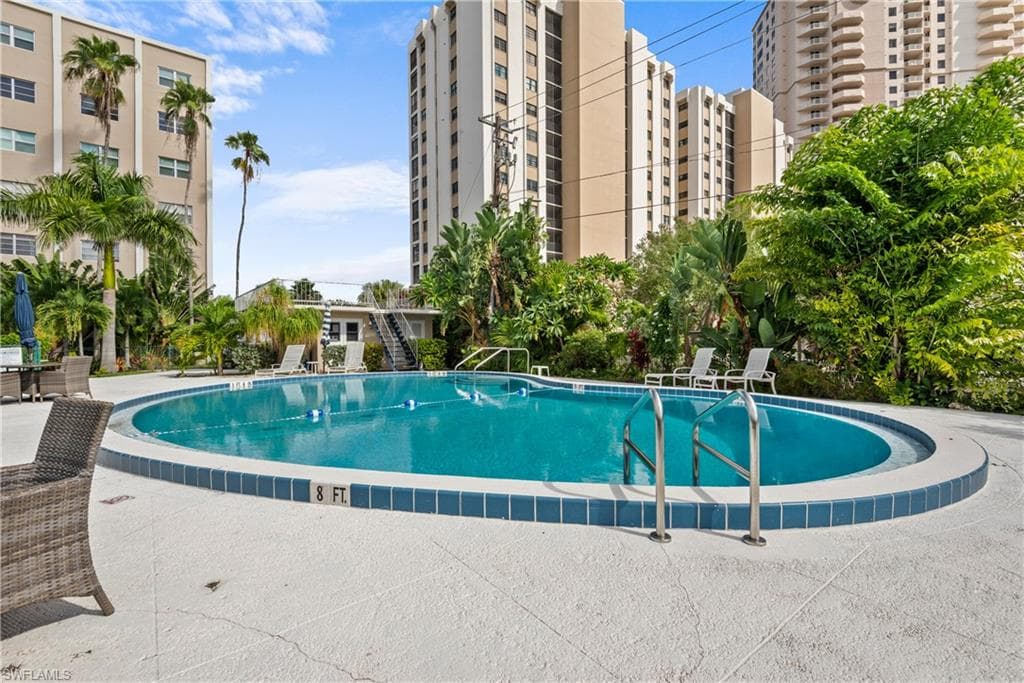 1900 Clifford ST 203 FORT MYERS, FL 33901