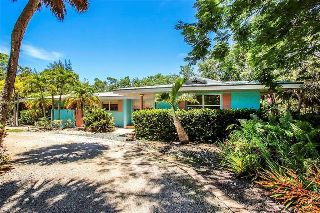 5802 Sanibel Captiva RD SANIBEL, FL 33957