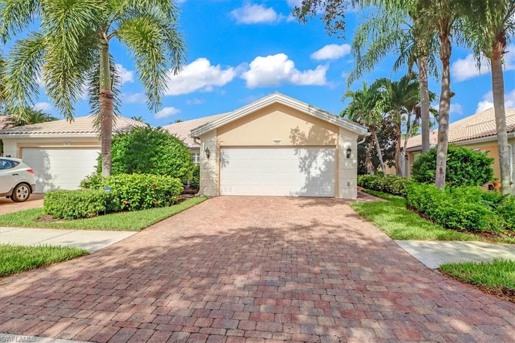 7095 Marconi CT NAPLES, FL 34114