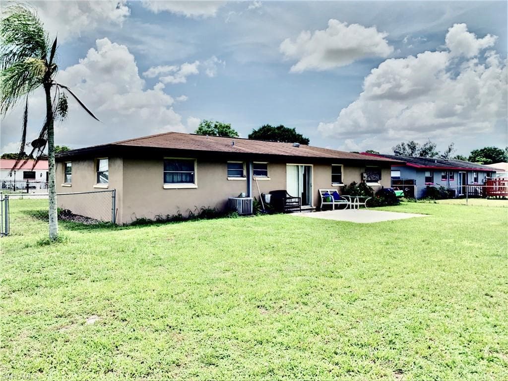 37 Skipton CIR FORT MYERS, FL 33905