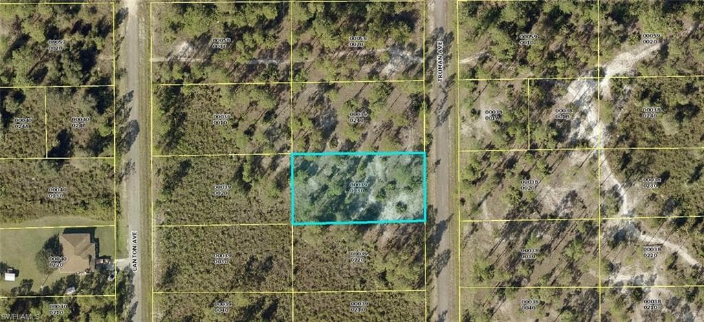 323 Truman AVE LEHIGH ACRES, FL 33936