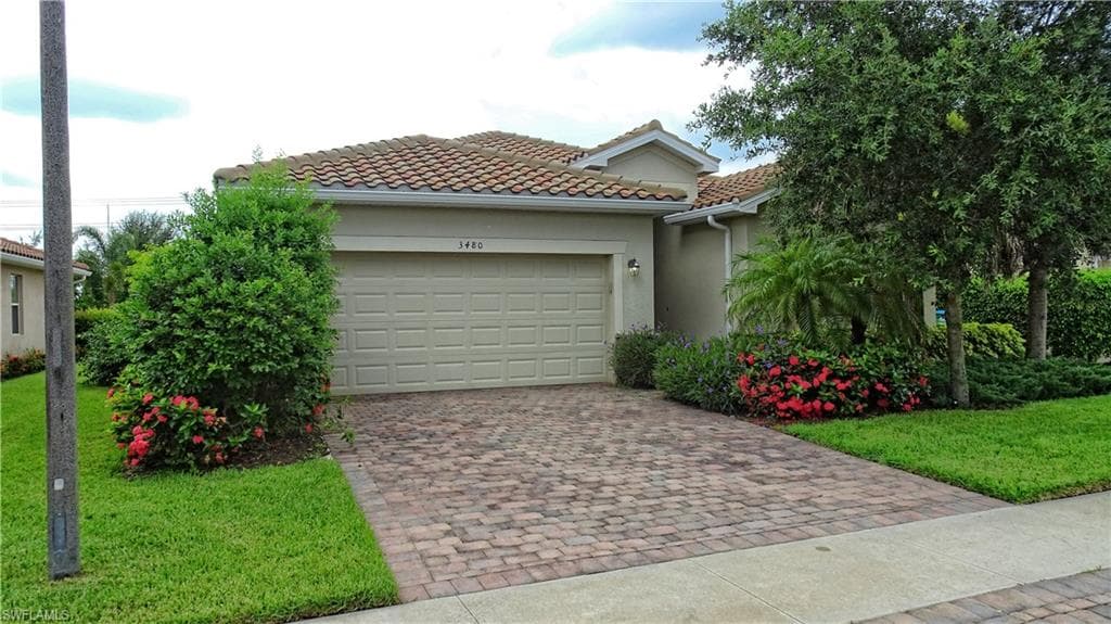 3480 Dandolo CIR CAPE CORAL, FL 33909